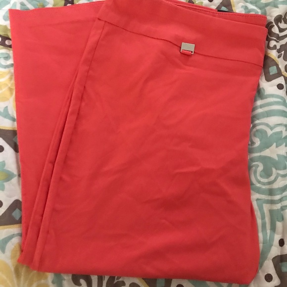Alfani Plus tummy control capri pants coral New! - Picture 4 of 5